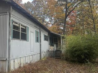 90 Dandelion Rd, Blairsville, GA 30512