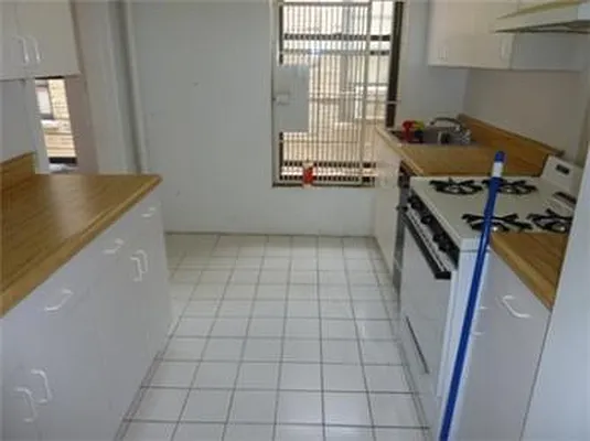 Rented by Cohen Smith Chang LLC | media 12