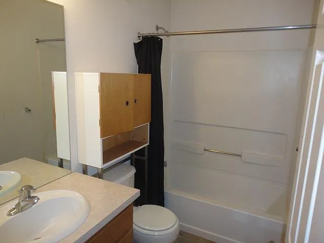 2 bed, 1.5 bath, 1007 sqft, $1,795 — Photo 4