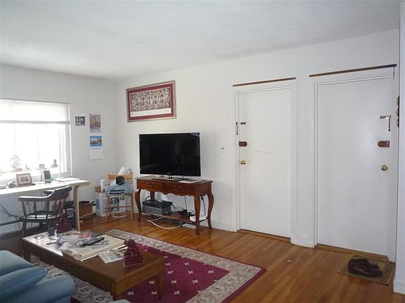 2nd image of 219 Massachusetts Ave