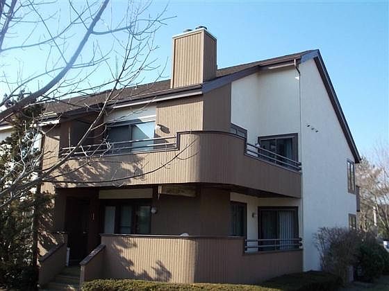 1st image of 103 Breton Ct