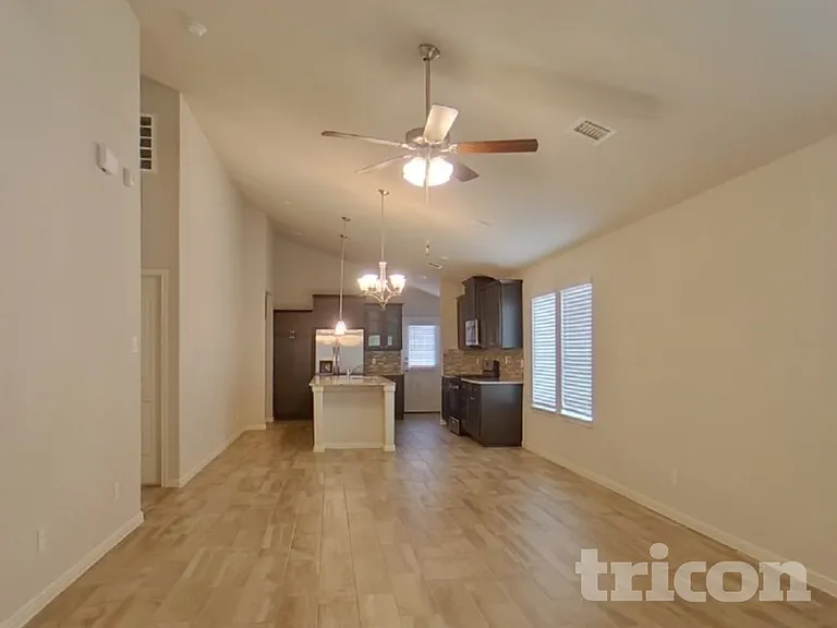 9829 Glen Brook Ln — Photo 3