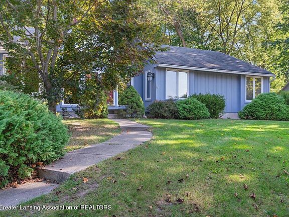 3rd image of 1618 Willow Woods Ln