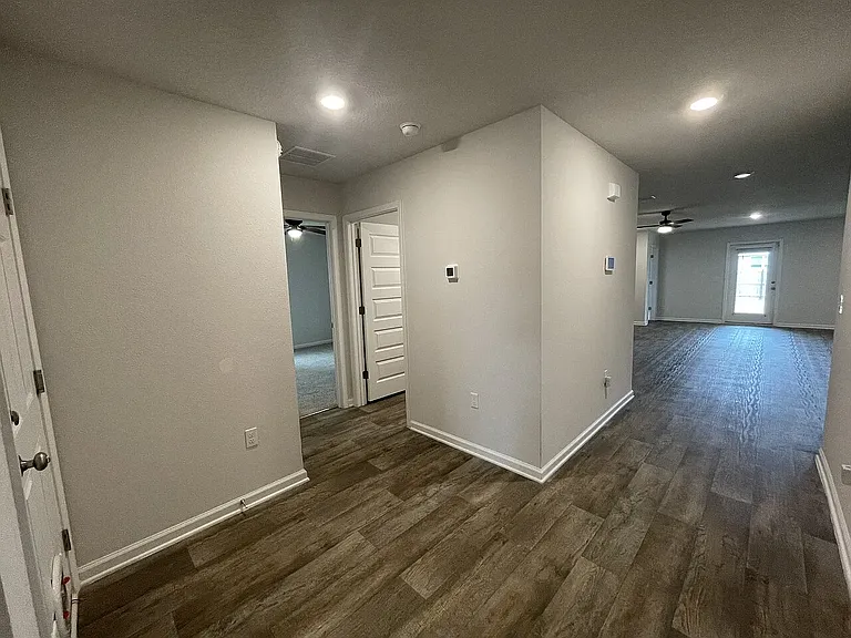 5628 Fulcina Ct — Photo 9