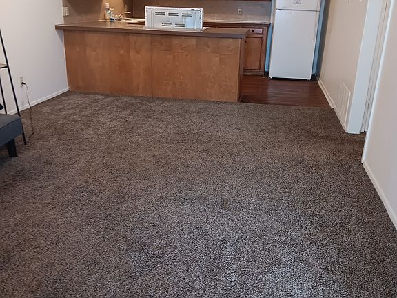3rd image of 601 County Road 3721 APT 14