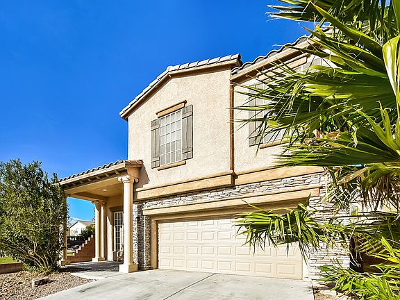 4th image of 324 Point Loma Ave
