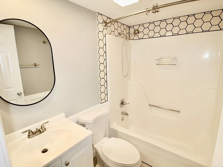 1340F Hunters Rd — Photo 26