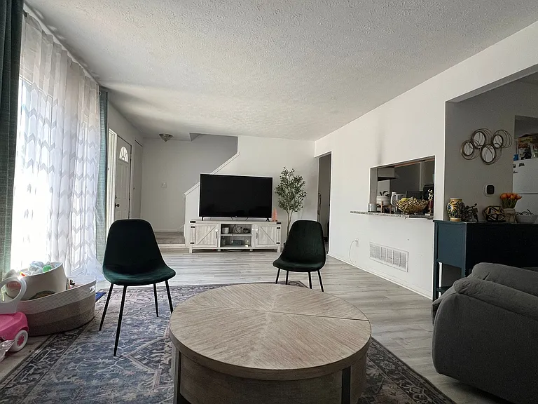 5258 Captains Ct — Photo 30