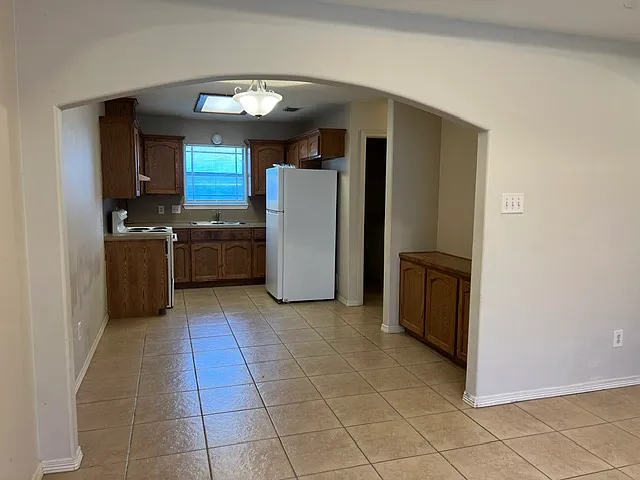 2 bed, 855 sqft, $850 — Photo 4
