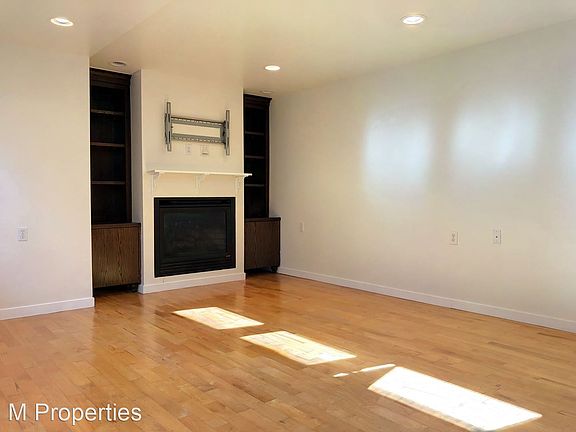 4th image of 32A Harris Pl