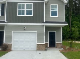 512 Governor Treutlen Cir, Pooler, GA 31322