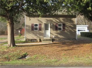 1555 E Palmyra Port Gibson Rd, Palmyra, NY 14522