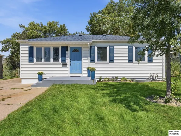 6070 Hillsdale Ave, Omaha, NE 68117