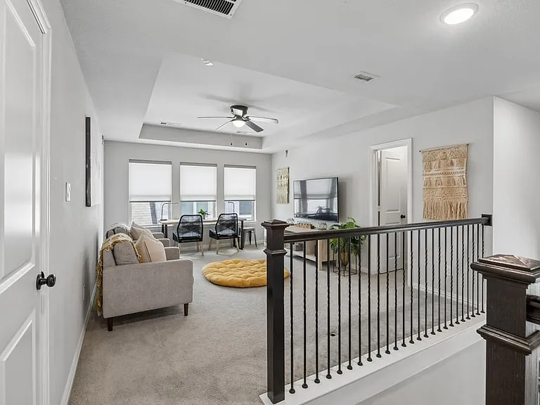 13946 Falcon Ranch Dr — Photo 31