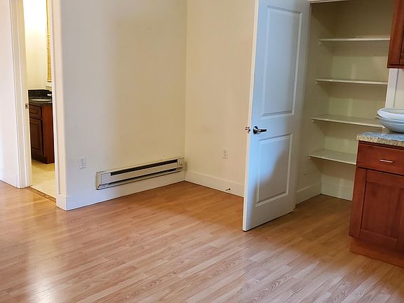 3rd image of 1369 Rhode Island St