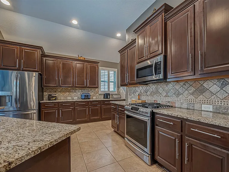 6306 Hidden Alley Dr — Photo 11