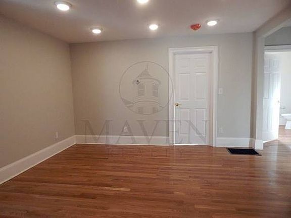 3rd image of 11 Park Ave #2F