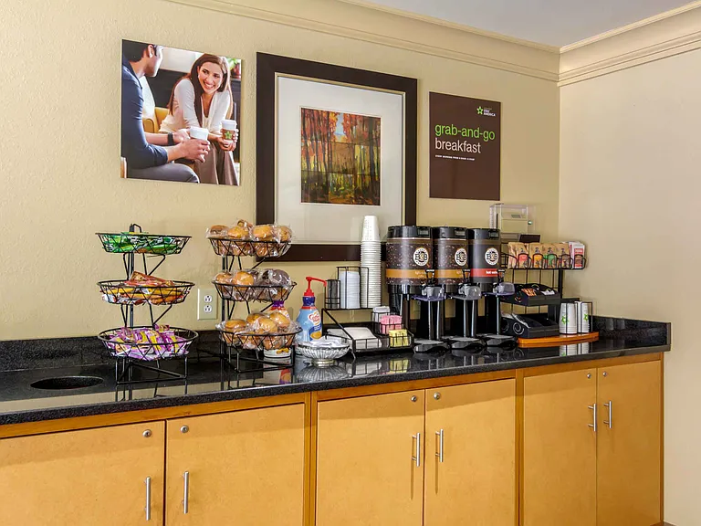 Free Grab-and-Go Breakfast