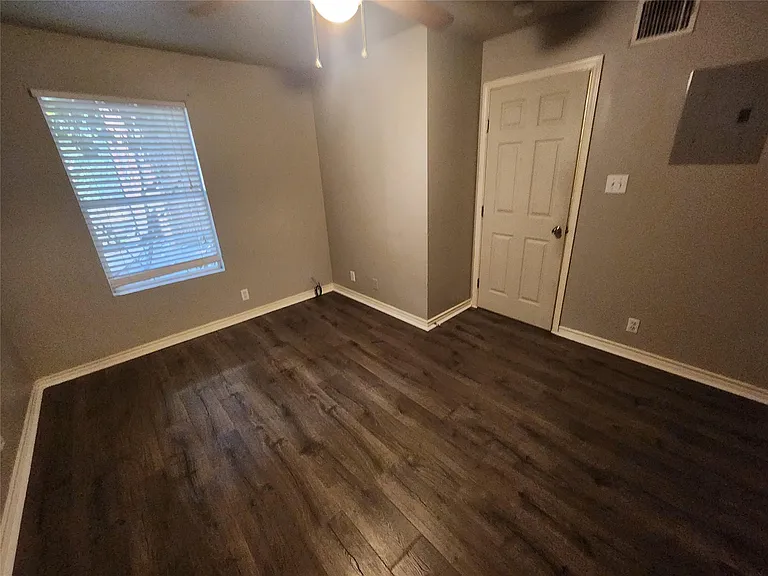 2714 Whitis Ave #ABC — Photo 17