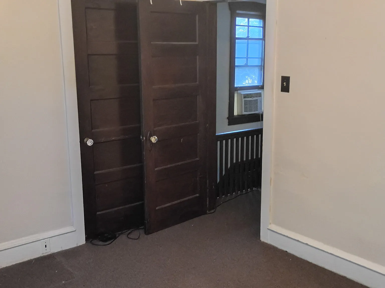 3 bed, 1.5 bath, 1423 sqft, $2,900 — Photo 3