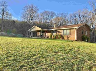 303 Chisum Trl, Clarkesville, GA 30523