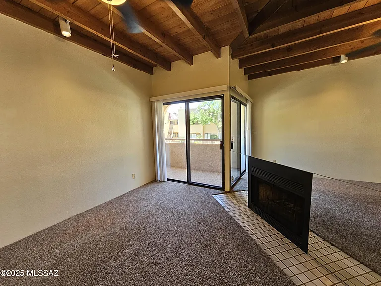 5750 N Camino Esplendora #C-227 — Photo 7