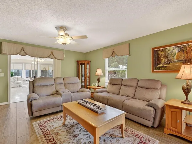 1258 Estill Ave — Photo 15