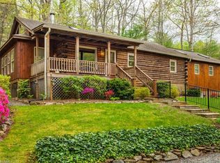 1 Oakmont Dr, Fairview, NC 28730
