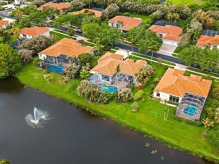 9907 SE Osprey Pointe Dr — Photo 34