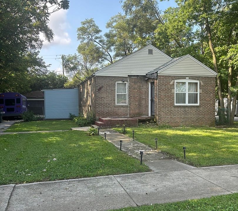 1st image of 3743 W 135th St