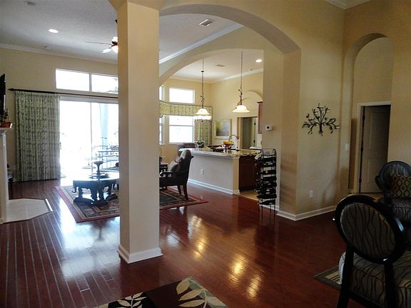 5th image of 217 Roaring Brook Dr