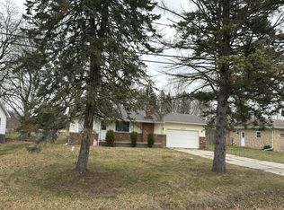 7070 Hickory St, Flushing, MI 48433