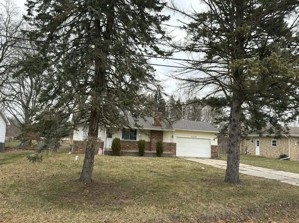 7070 Hickory St, Flushing, MI 48433