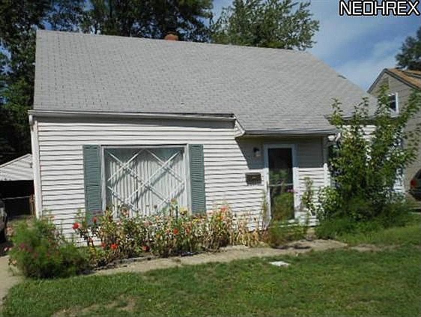 1st image of 26251 Farringdon Ave