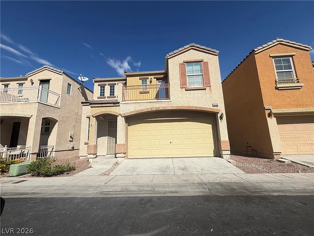 3 bed, 2.5 bath, 1421 sqft, $1,995 — Photo 2