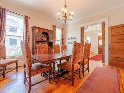 607 N Main St, Mount Airy, NC, 27030