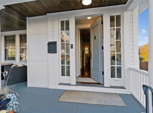 19 Chestnut St, Westerly, RI 02891