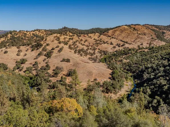 Bell Rd, Plymouth, CA 95669