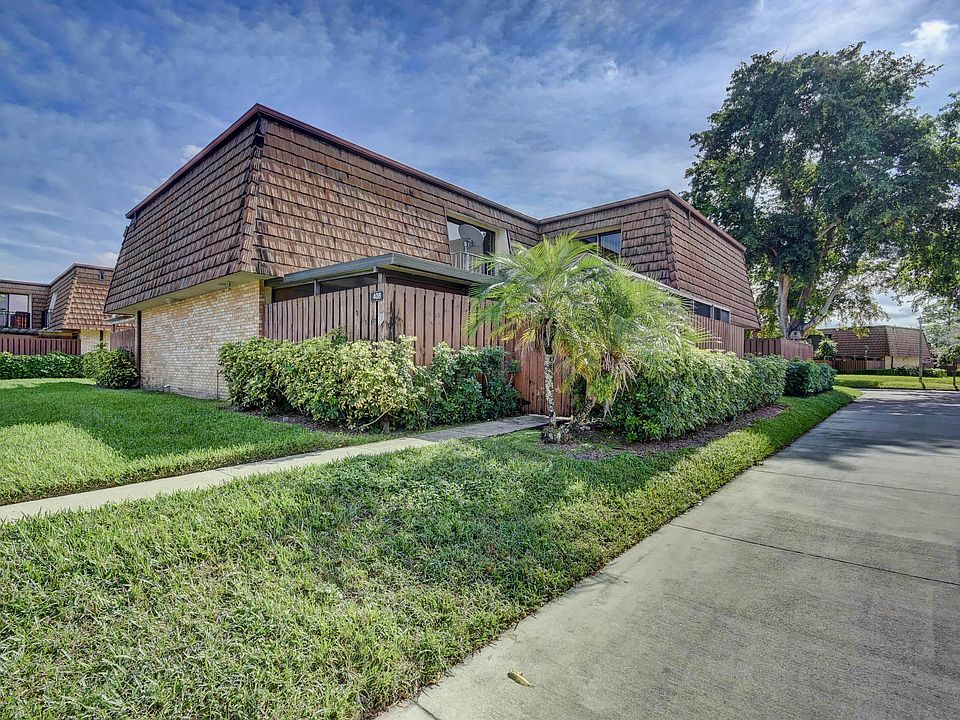 1st image of 408 4th Ln