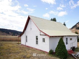 512 Molson Rd #D, Oroville, WA 98844