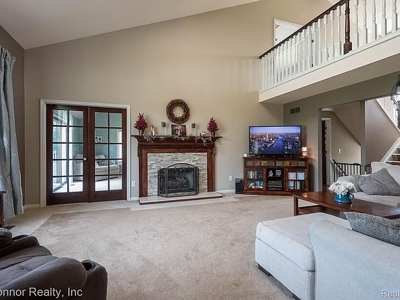 5th image of 7978 Frith Rd