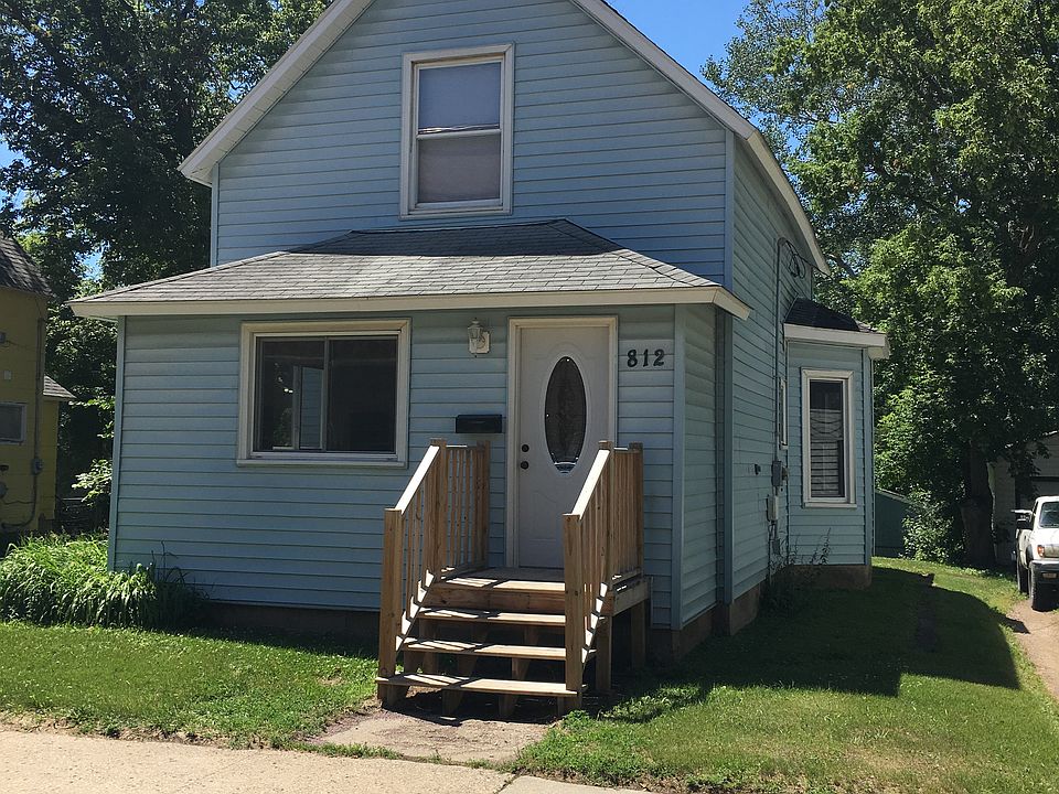 1st image of 812 Oak Grove Ave