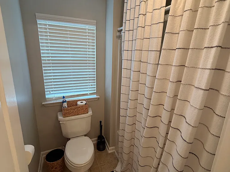 317 Franklin Ln — Photo 11