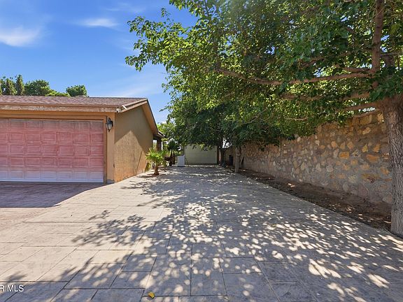 5th image of 706 Blake Pl