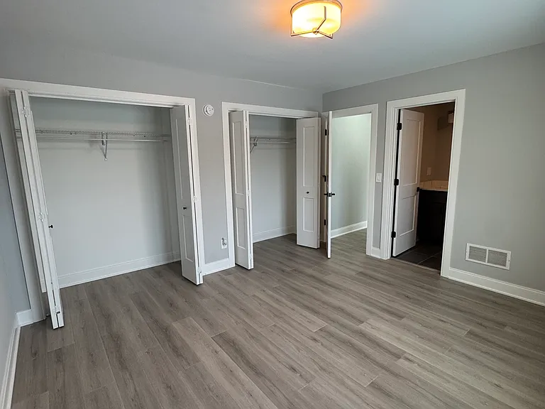 7718 E 108th Ave — Photo 10