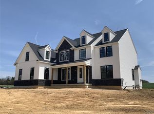 5252 Fairview Rd N, Whitehall Township, PA 18078