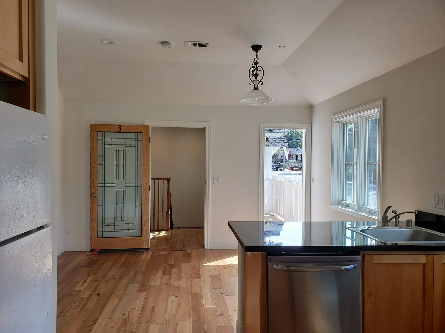 1 bed, 650 sqft, $2,450 — Photo 4