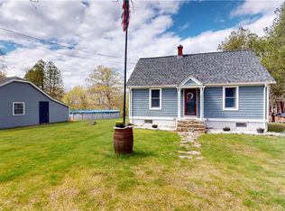 14 Simmons Ave, Moosup, CT 06354