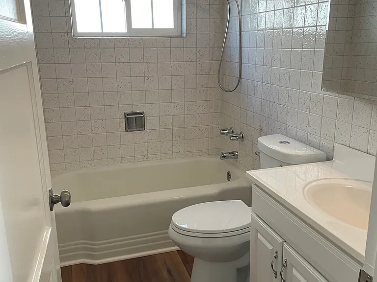 121 Birch St — Photo 4