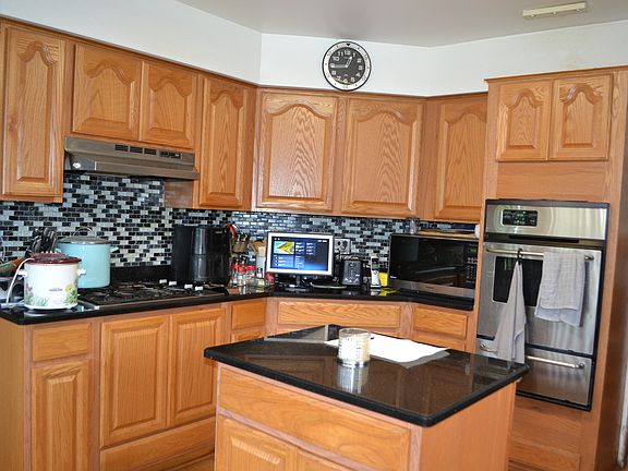 4th image of 258 Mayflower Ln